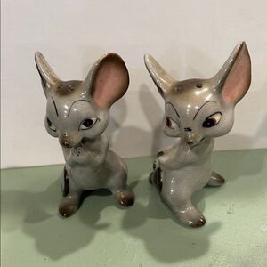 Vintage Mouse Figurine salt and pepper shakers.